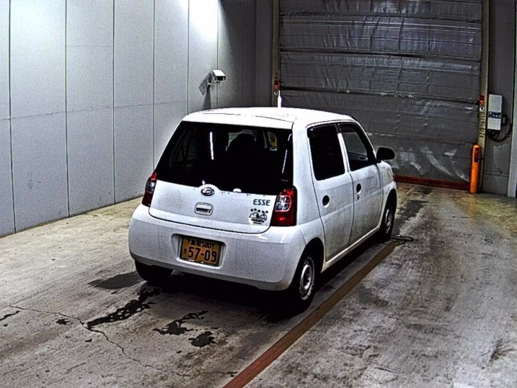 DAIHATSU ESSE