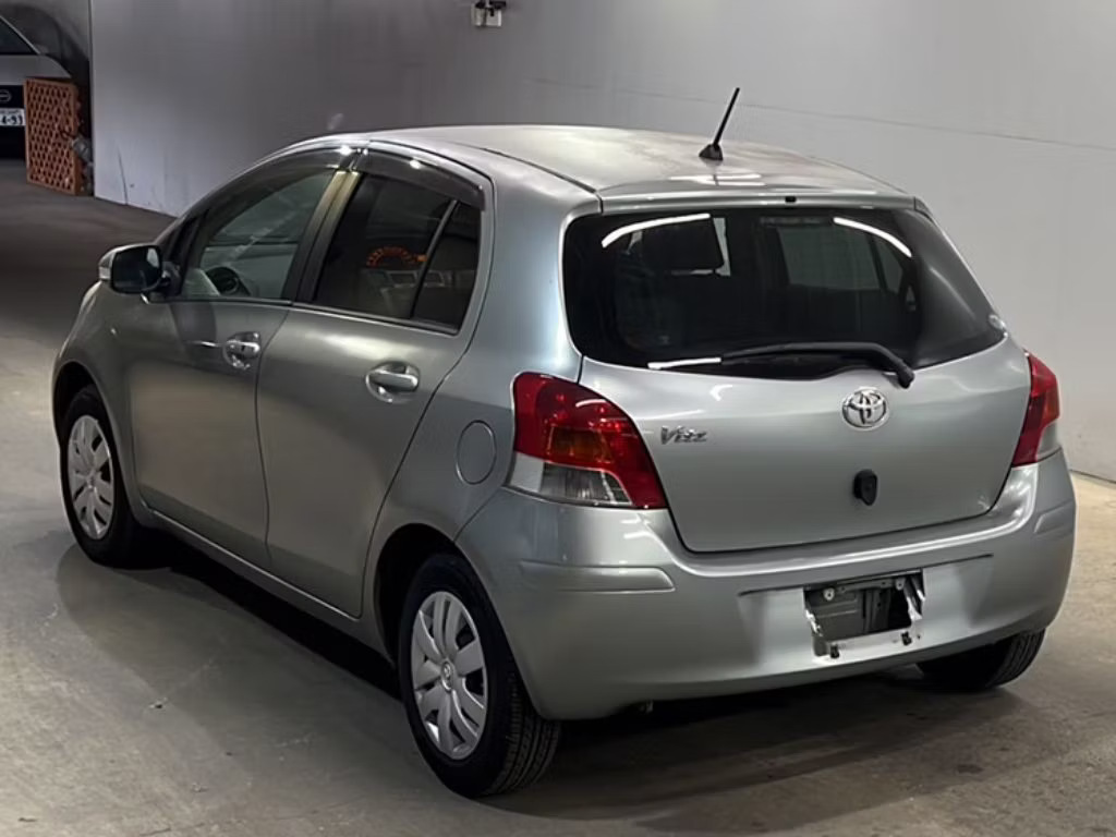 TOYOTA VITZ
