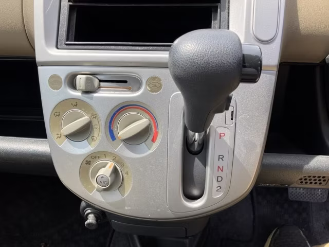 HONDA LIFE