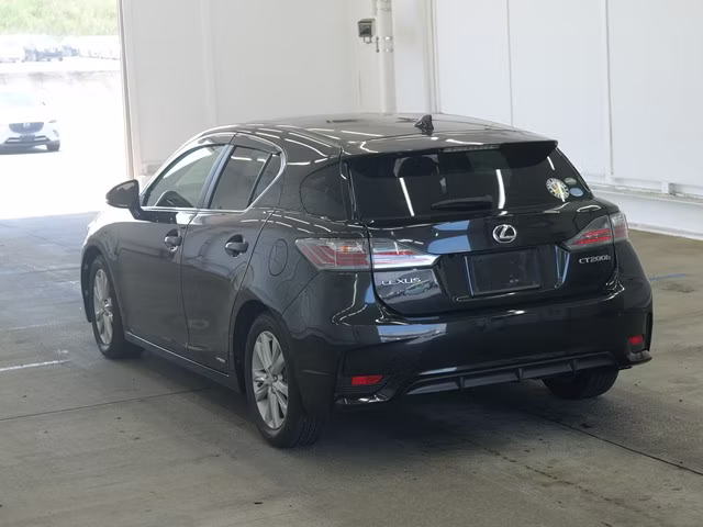 LEXUS CT200H