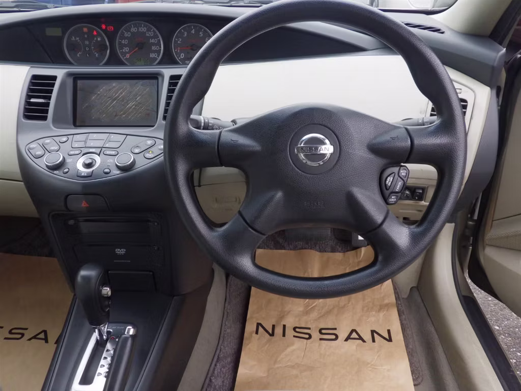 NISSAN PRIMERA