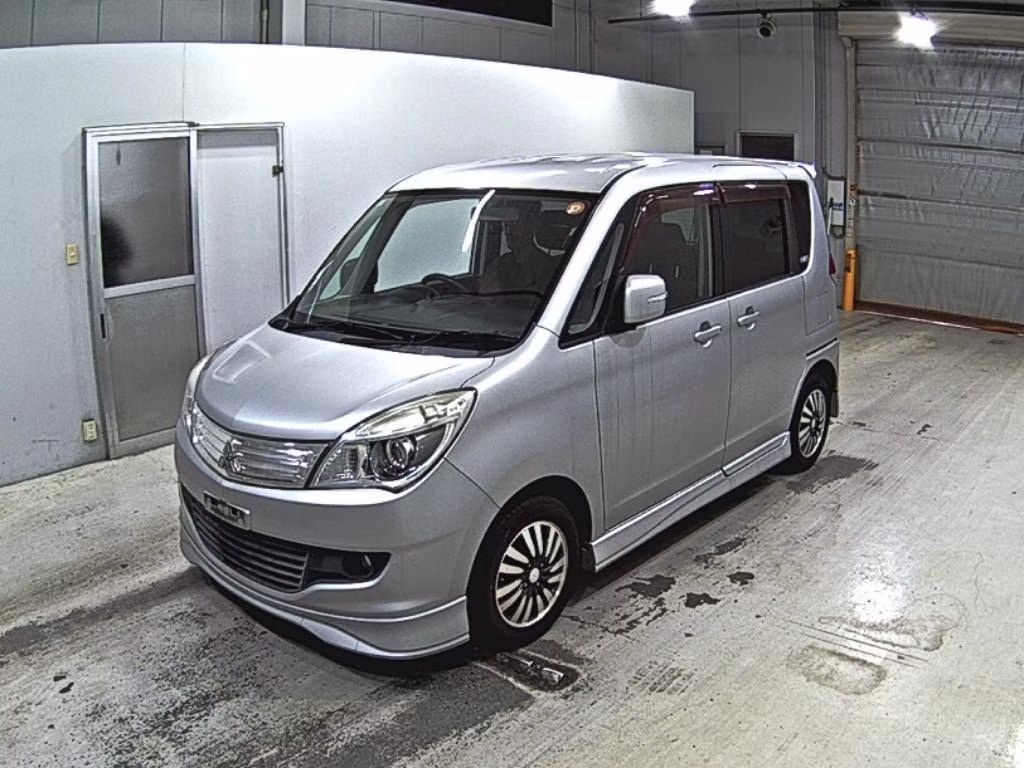 MITSUBISHI DELICA D:2