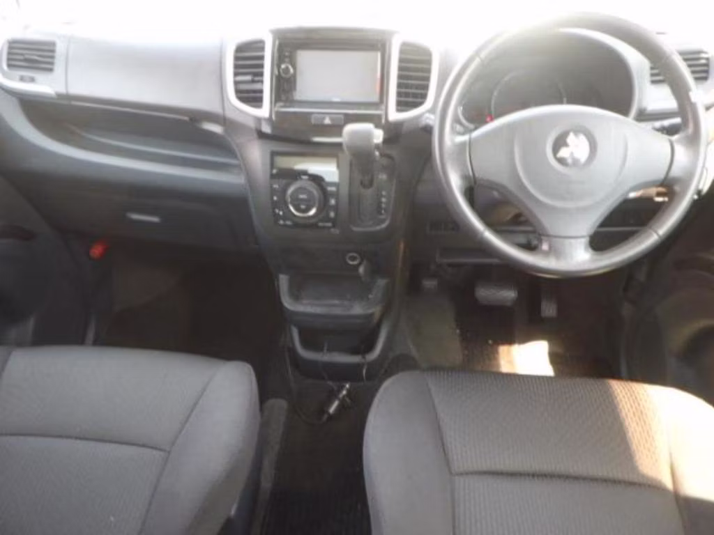 MITSUBISHI DELICA D:2