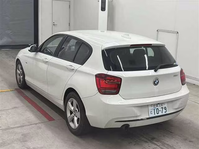 BMW 1-SERIES