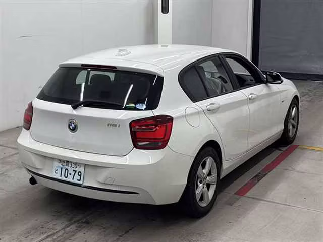 BMW 1-SERIES