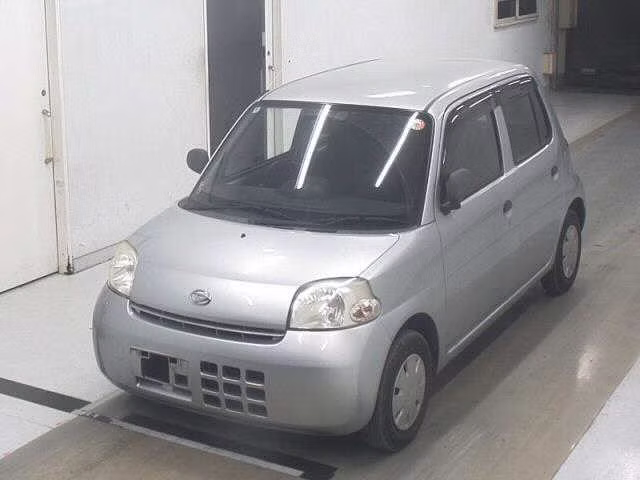 DAIHATSU ESSE