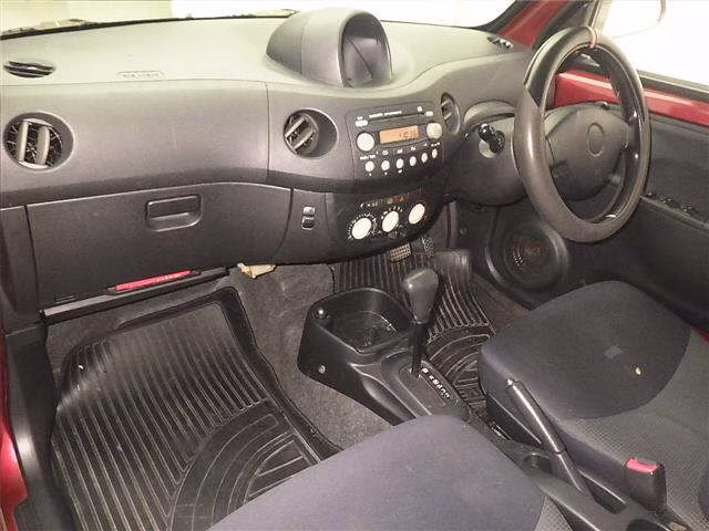 DAIHATSU ESSE