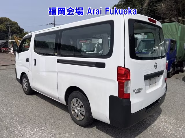 NISSAN NV350 CARAVAN