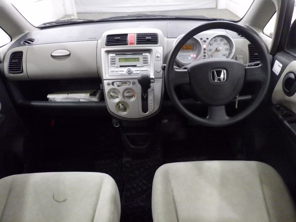 HONDA LIFE