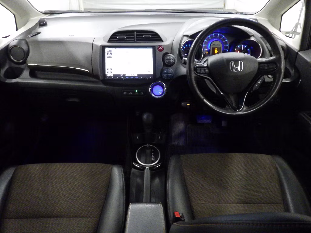 HONDA FIT SHUTTLE