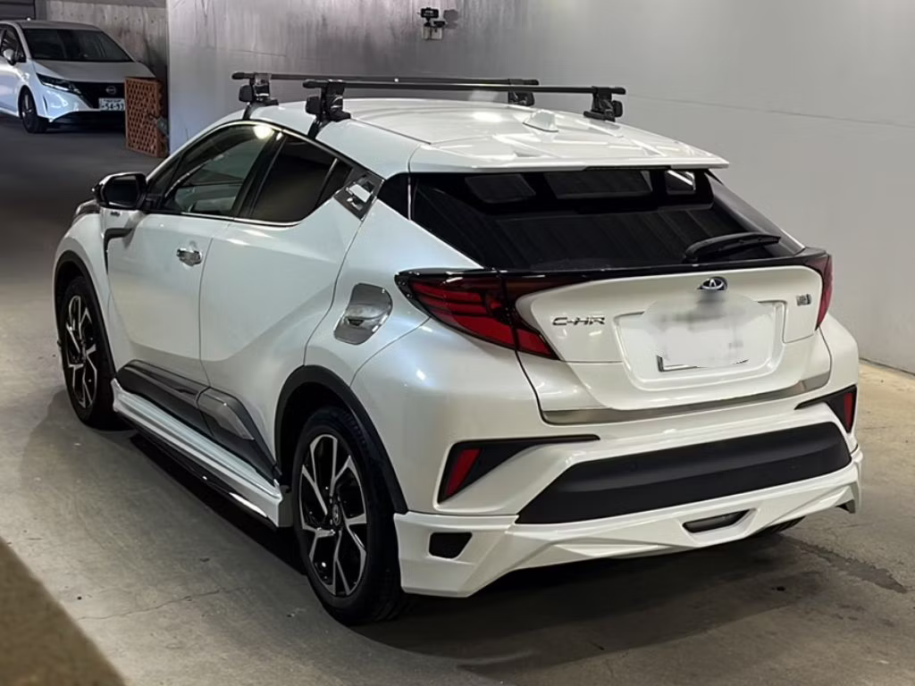 TOYOTA C-HR