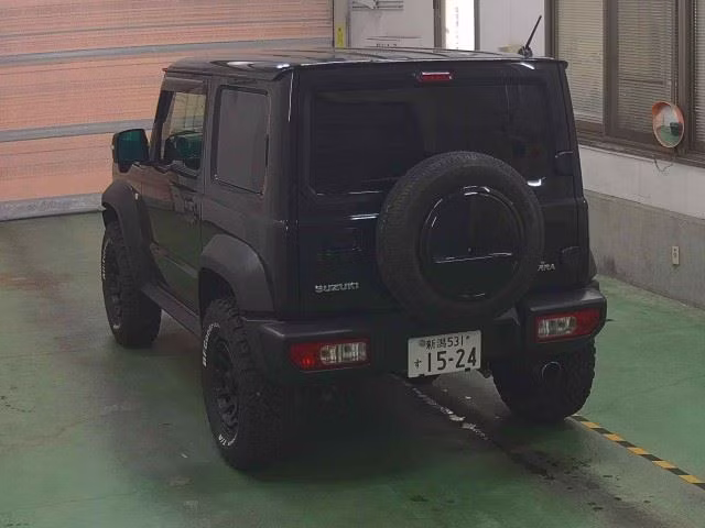 SUZUKI JIMNY SIERRA