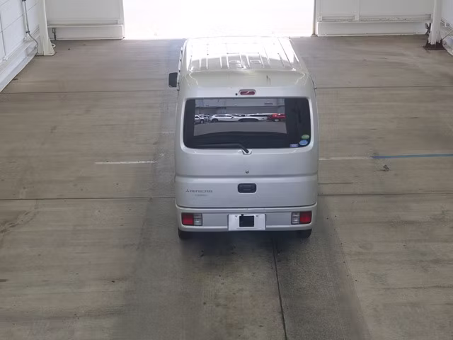 MITSUBISHI MINICAB