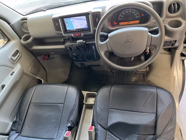 MITSUBISHI MINICAB