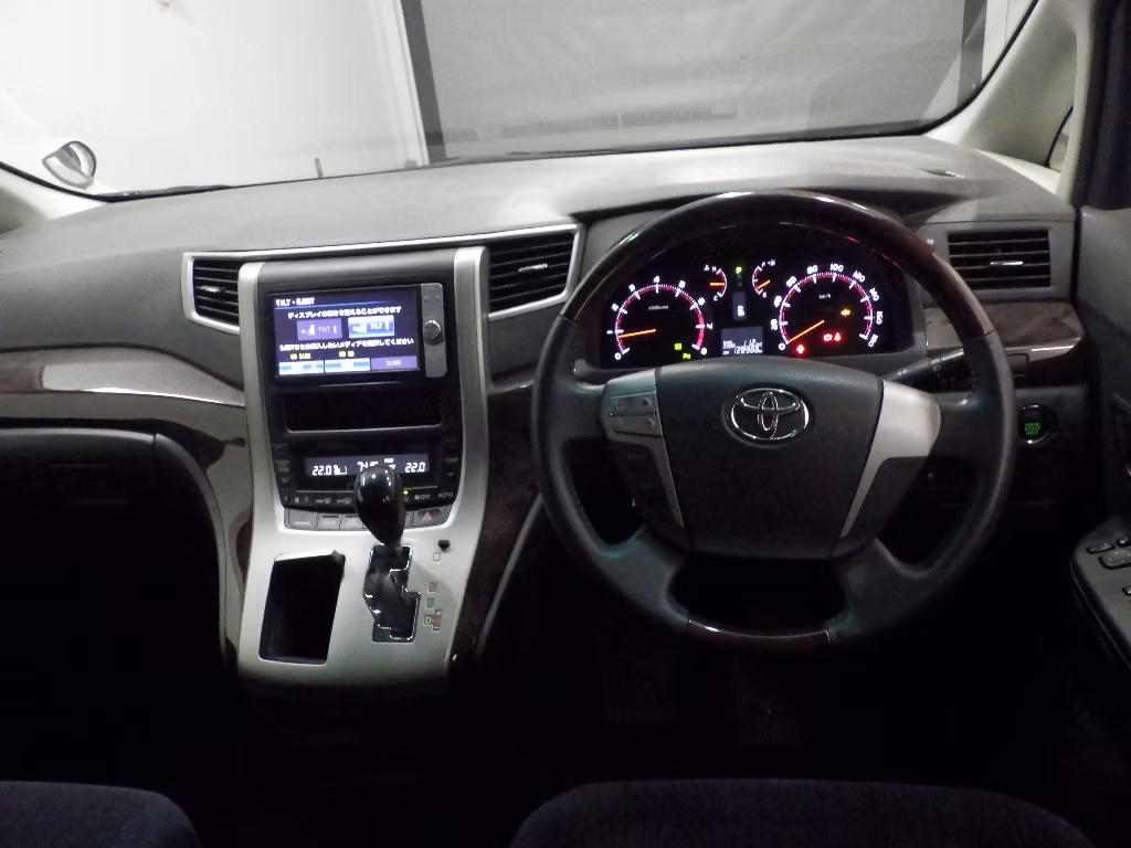 TOYOTA ALPHARD