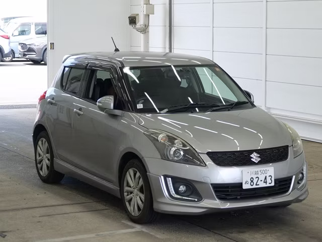 SUZUKI SWIFT