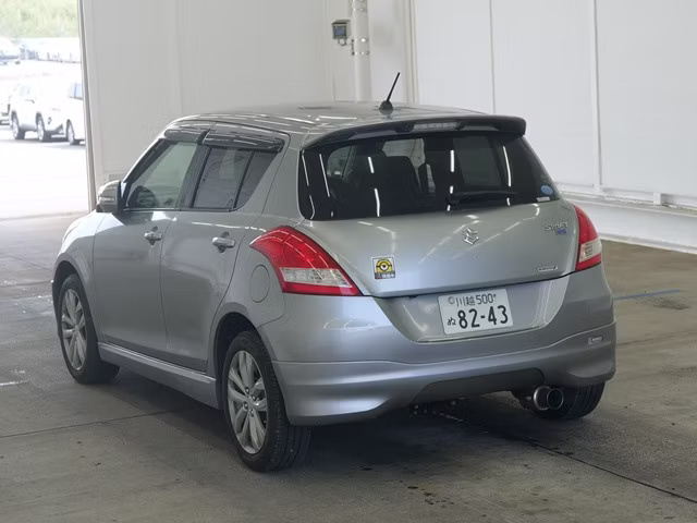 SUZUKI SWIFT