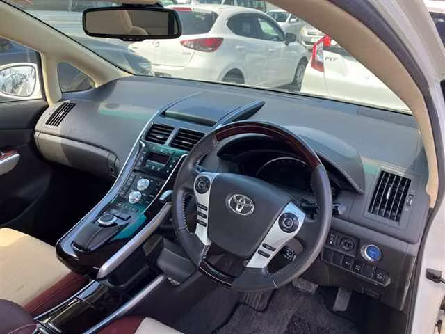 TOYOTA SAI