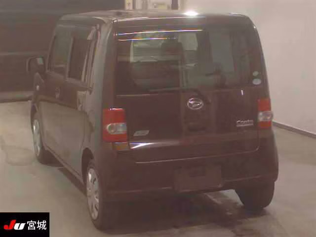 DAIHATSU MOVE CONTE