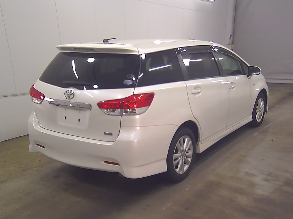 TOYOTA WISH