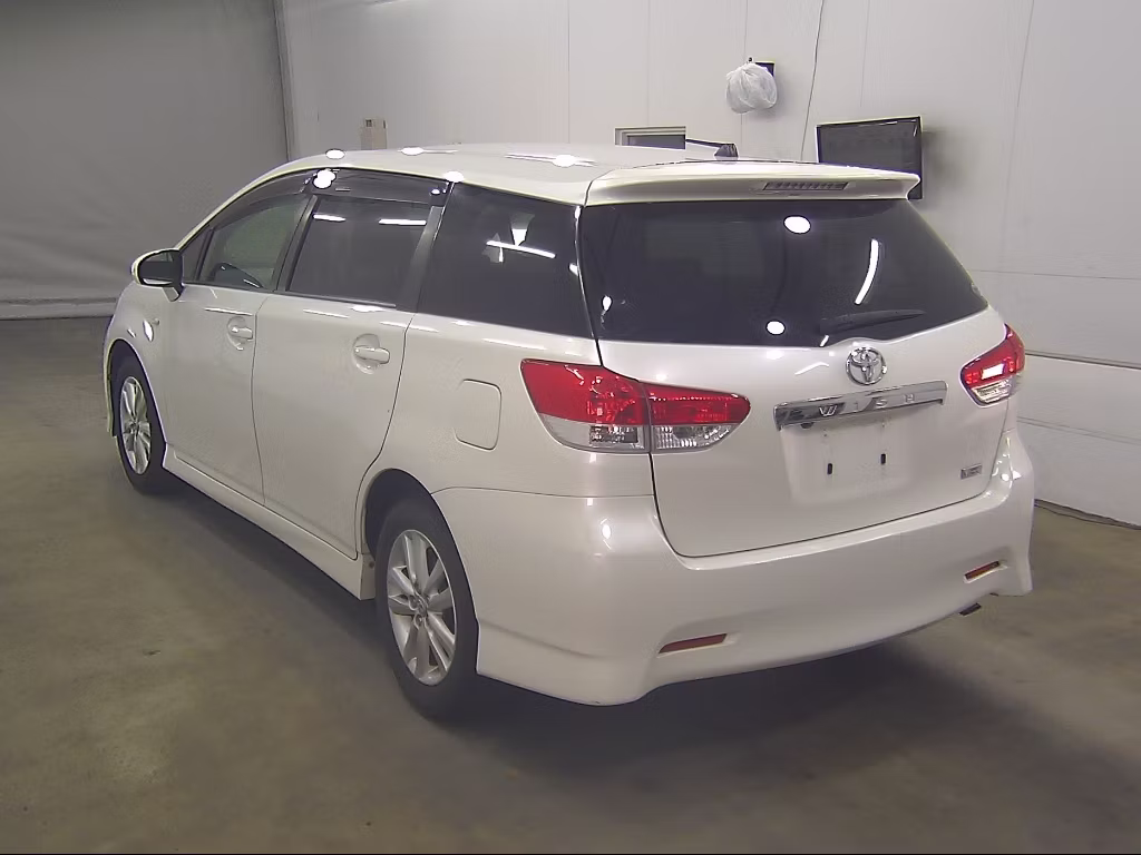 TOYOTA WISH