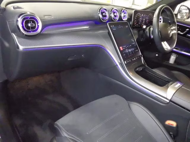 MERCEDES-BENZ C-CLASS