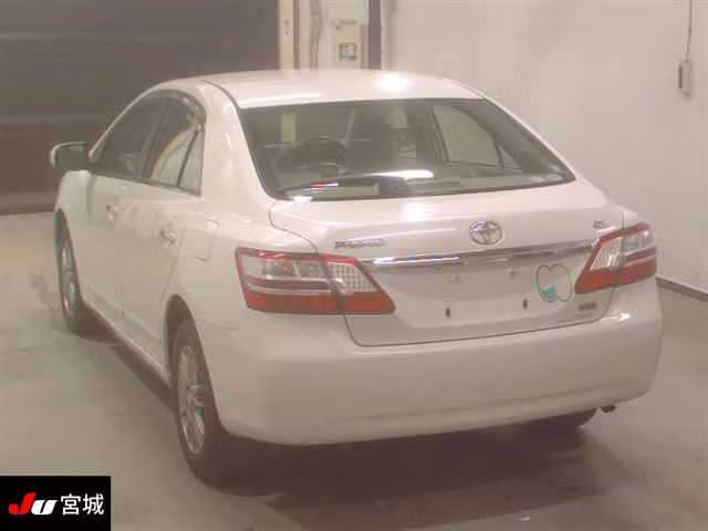 TOYOTA PREMIO