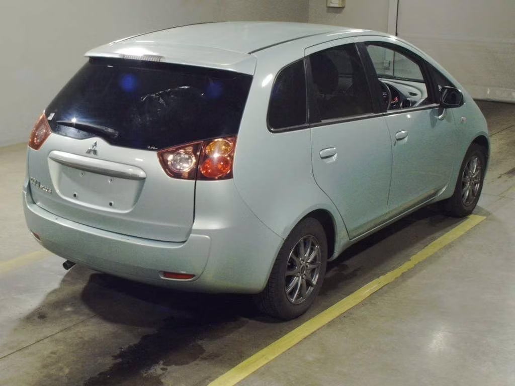 MITSUBISHI COLT PLUS