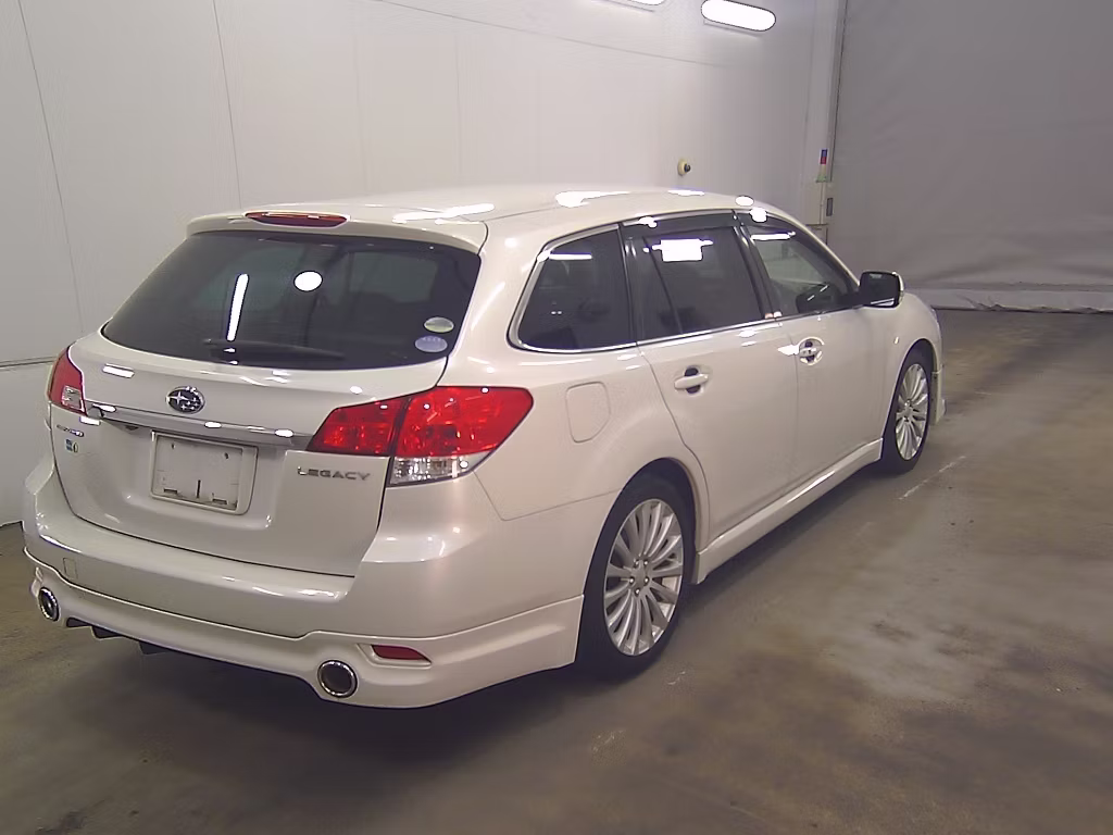SUBARU LEGACY