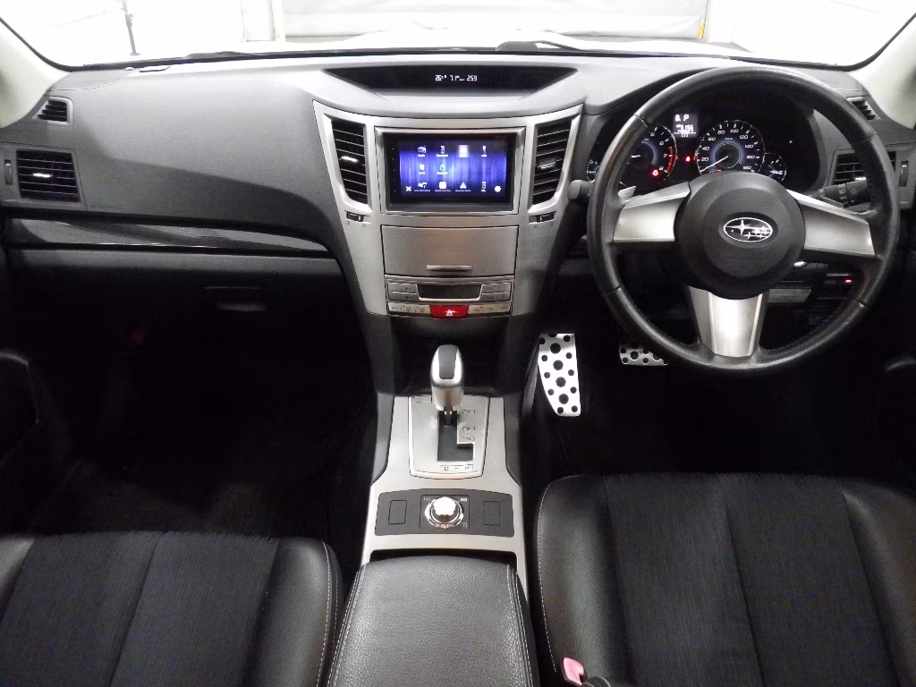 SUBARU LEGACY