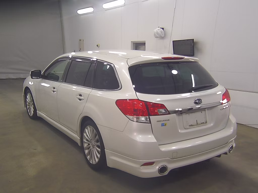 SUBARU LEGACY