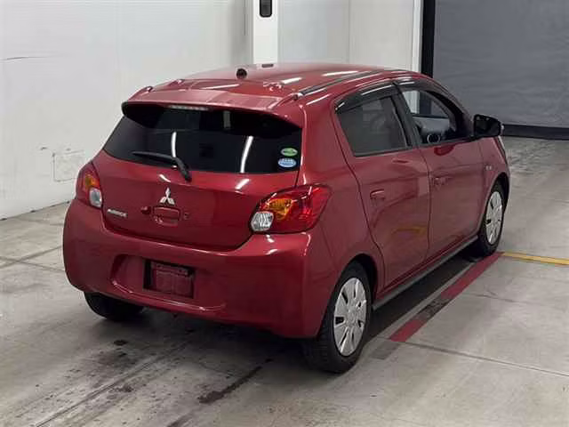 MITSUBISHI MIRAGE