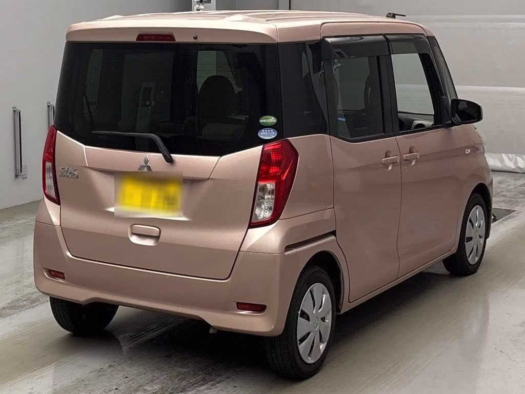 MITSUBISHI EK SPACE