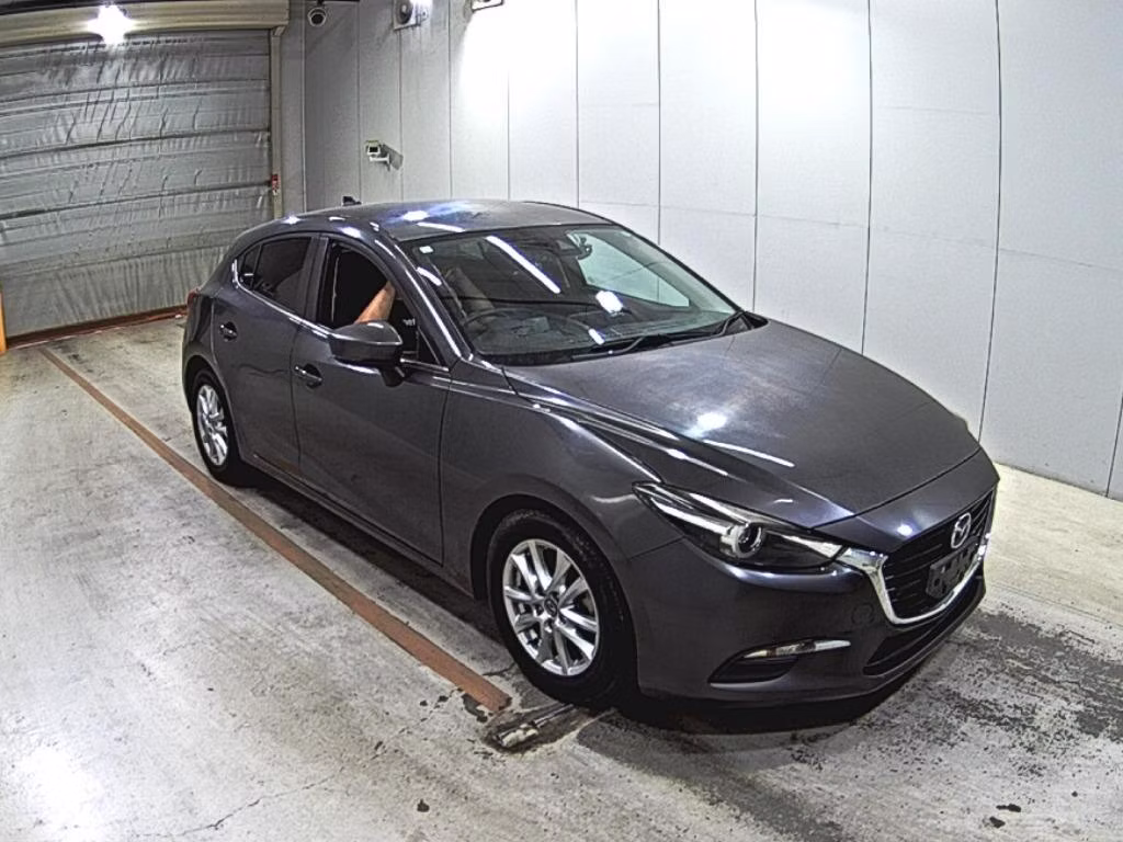 MAZDA AXELA
