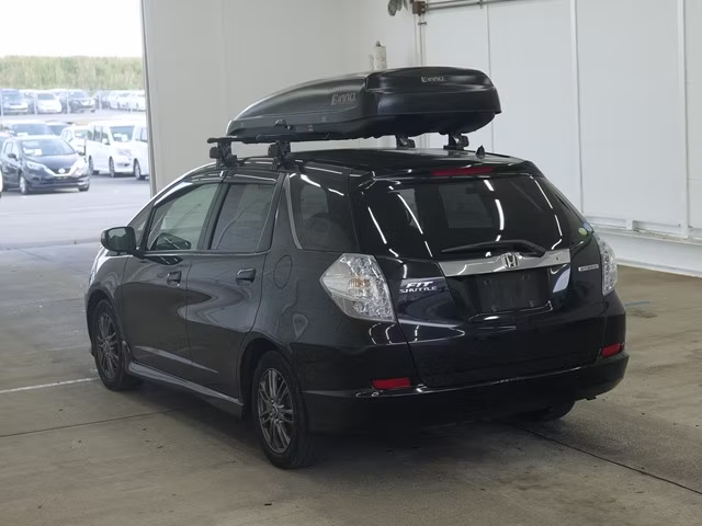 HONDA FIT SHUTTLE