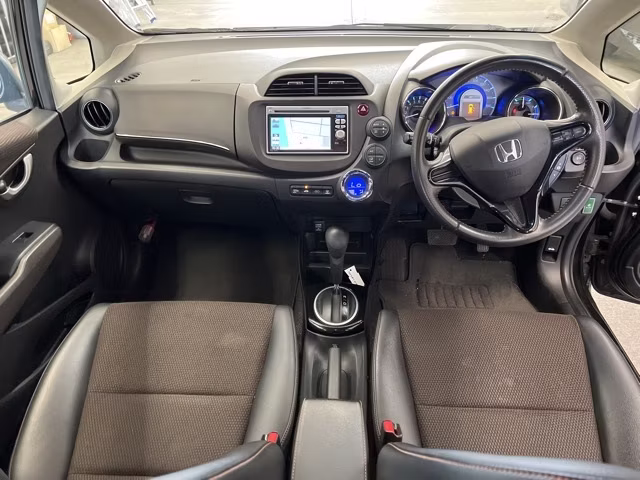 HONDA FIT SHUTTLE