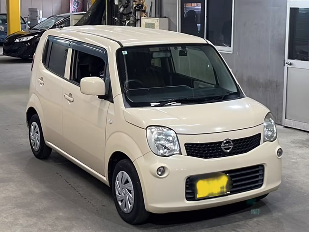 NISSAN MOCO