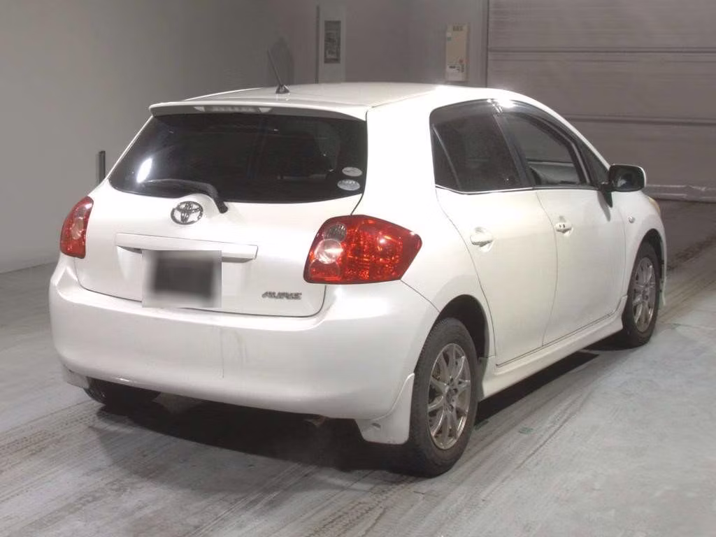 TOYOTA AURIS