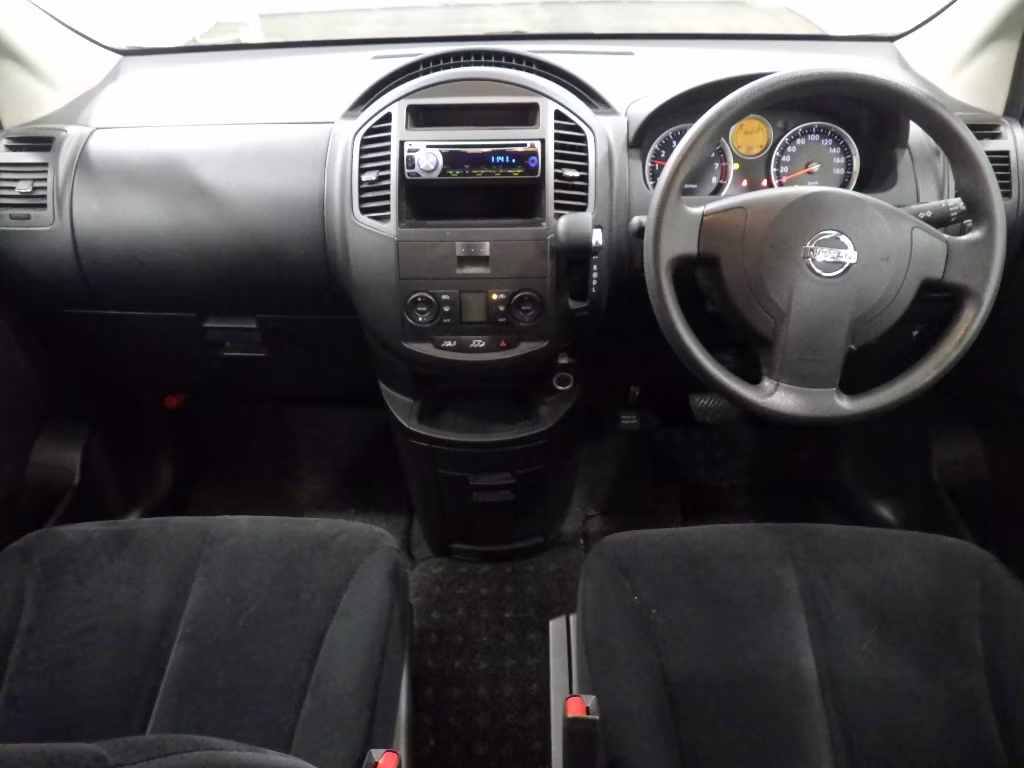 NISSAN LAFESTA