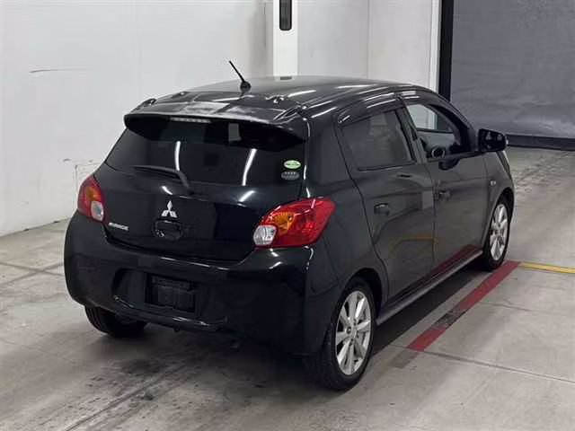 MITSUBISHI MIRAGE