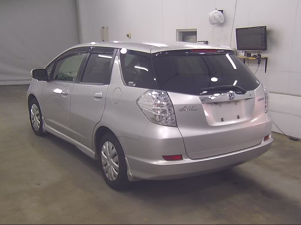 HONDA FIT SHUTTLE