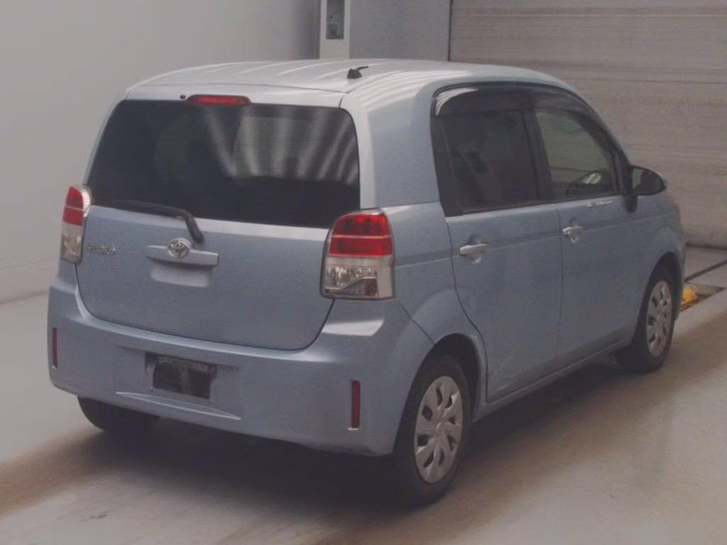 TOYOTA SPADE