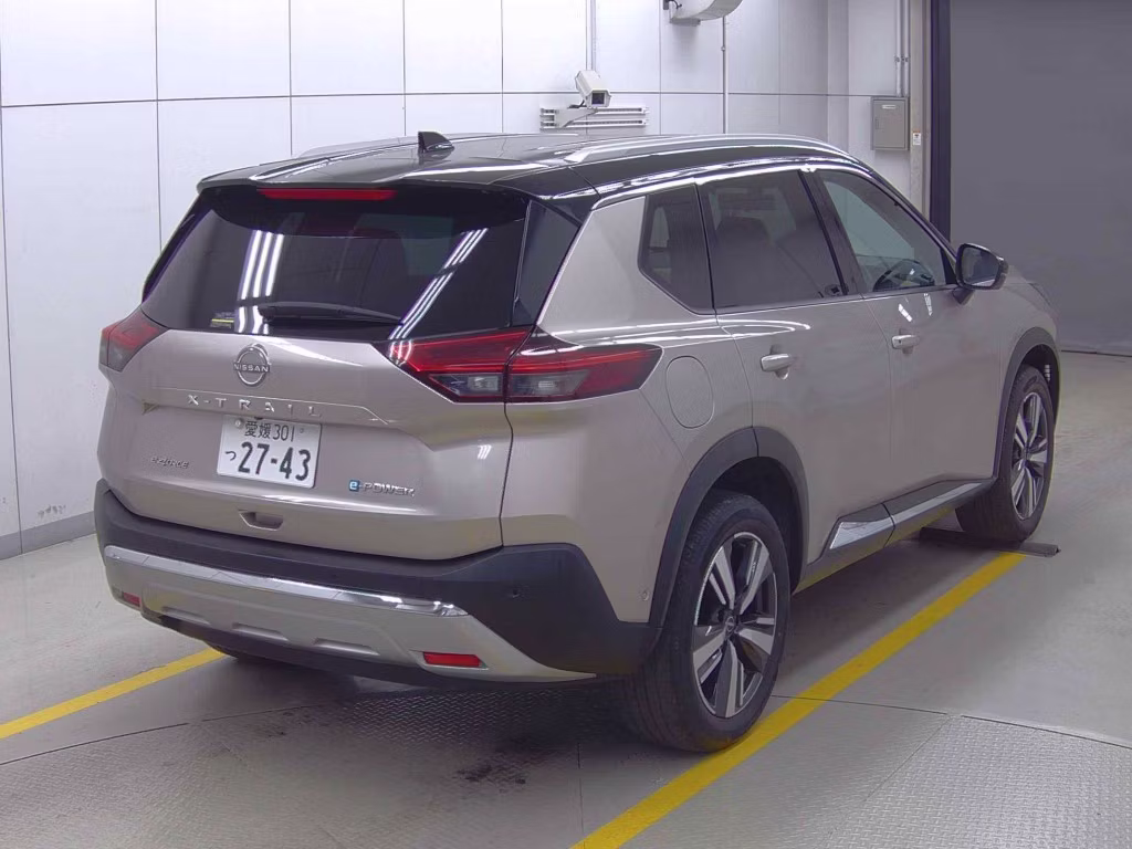 NISSAN X-TRAIL