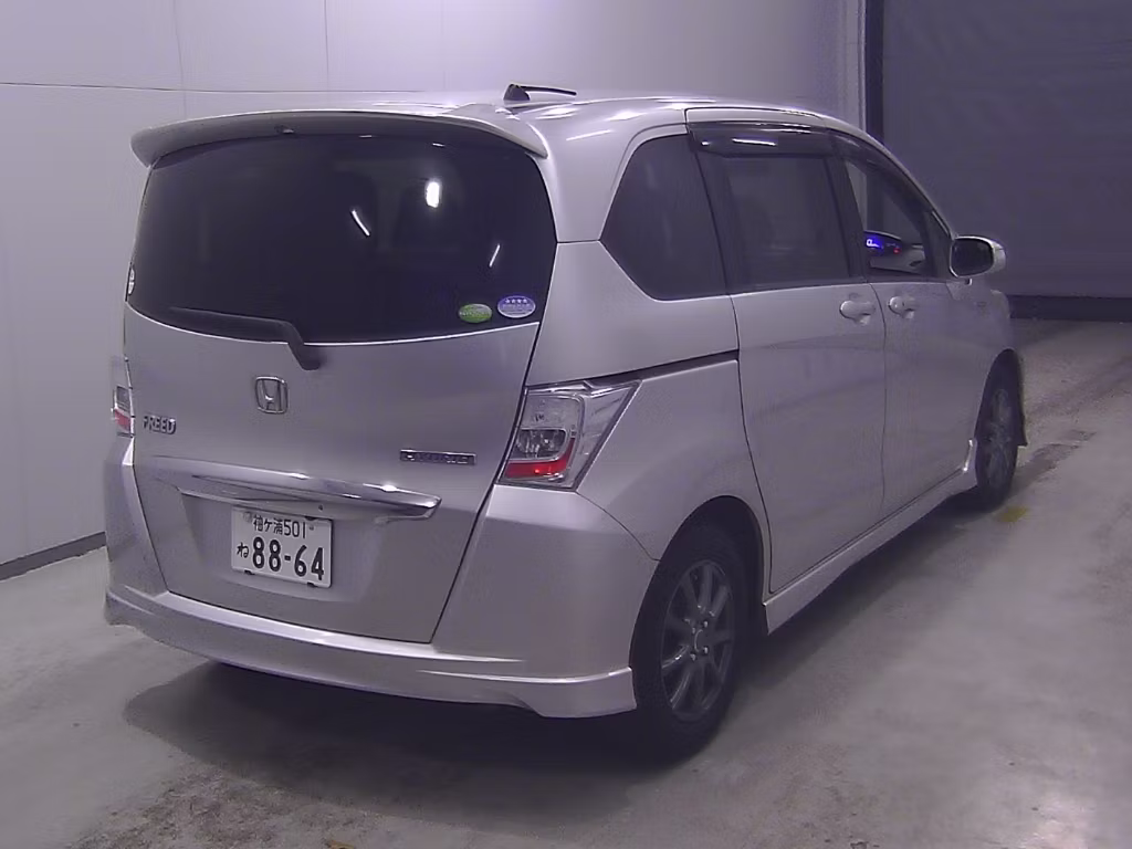 HONDA FREED