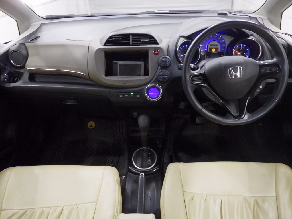 HONDA FIT SHUTTLE