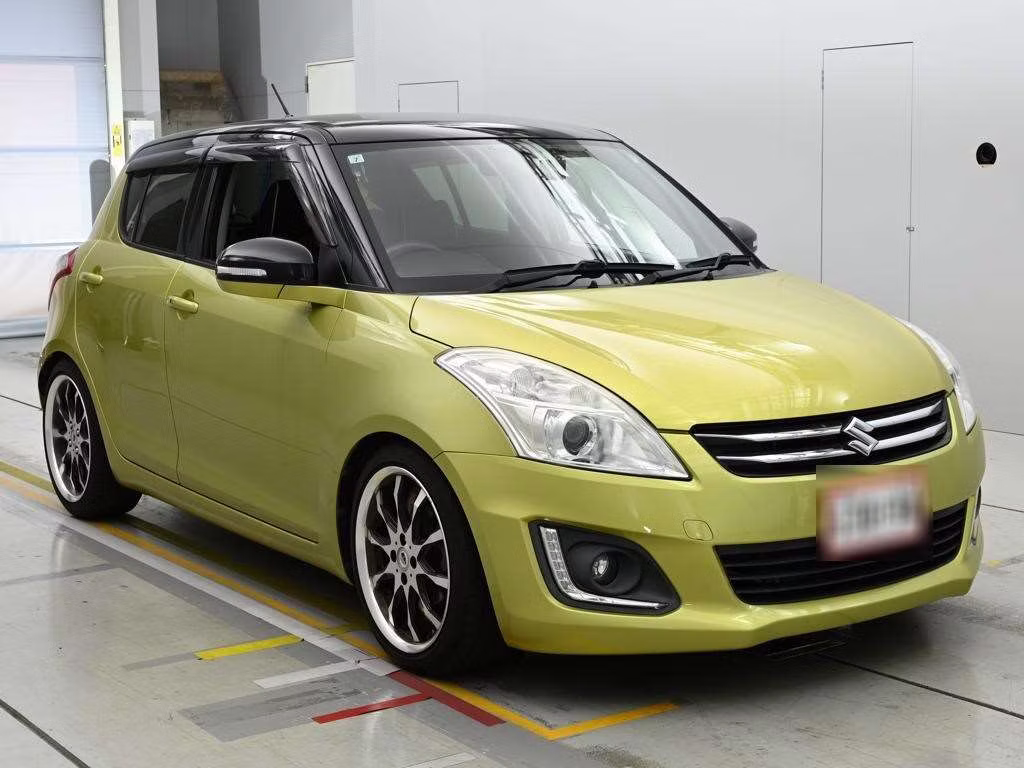 SUZUKI SWIFT