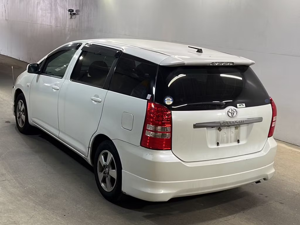 TOYOTA WISH