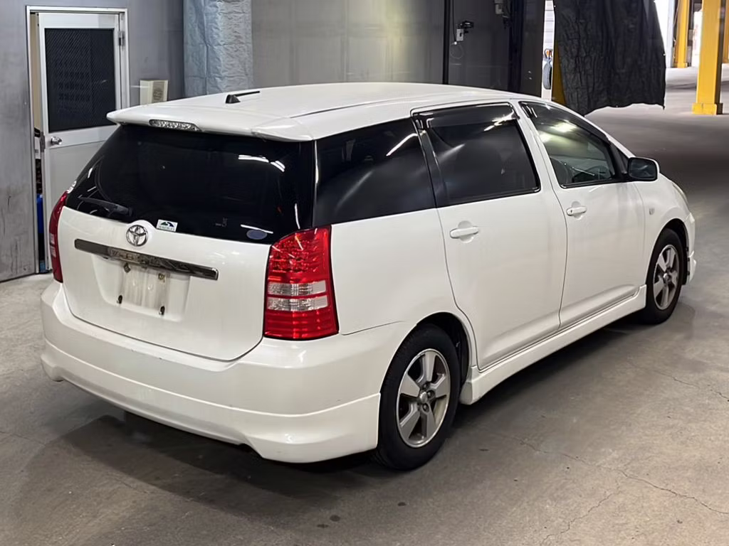 TOYOTA WISH