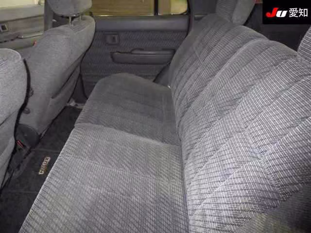 TOYOTA HILUX SURF