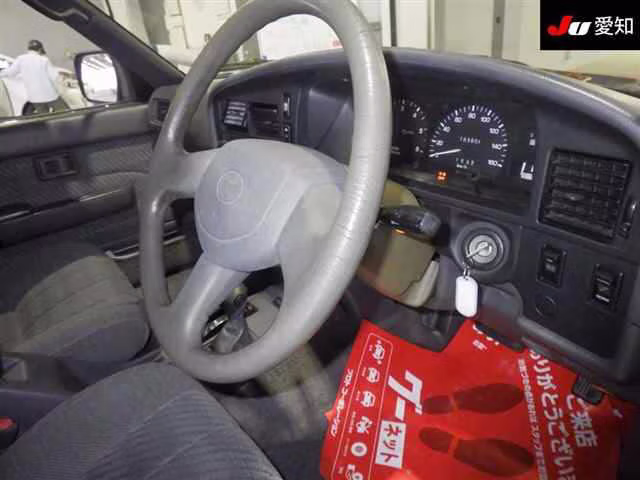 TOYOTA HILUX SURF